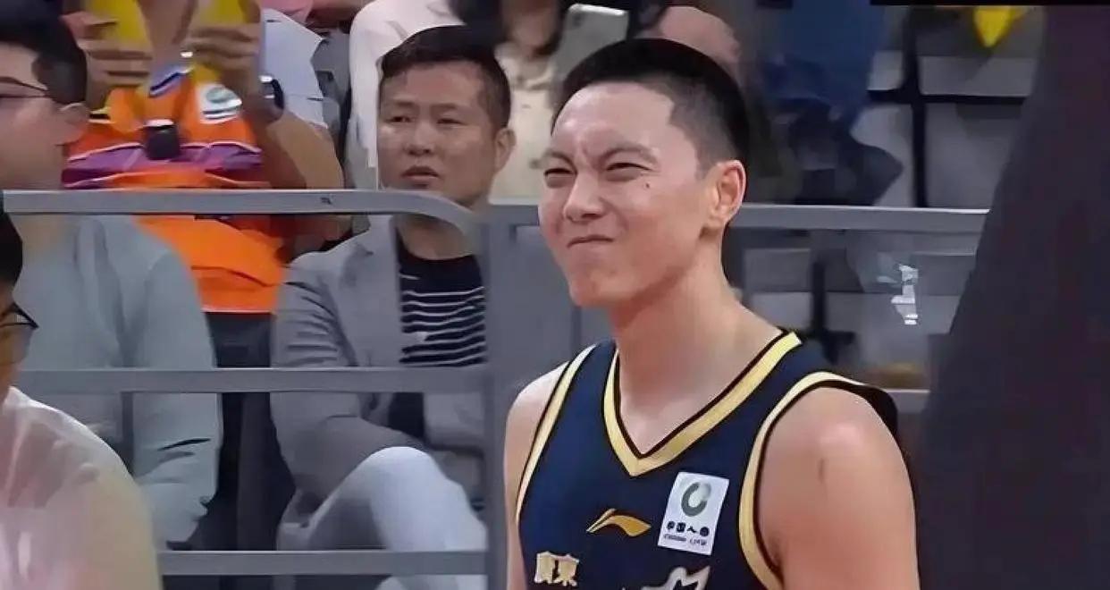 九游娱乐官方网站-扬眉吐气！CBA季后赛“证明自己身价”的三大球星